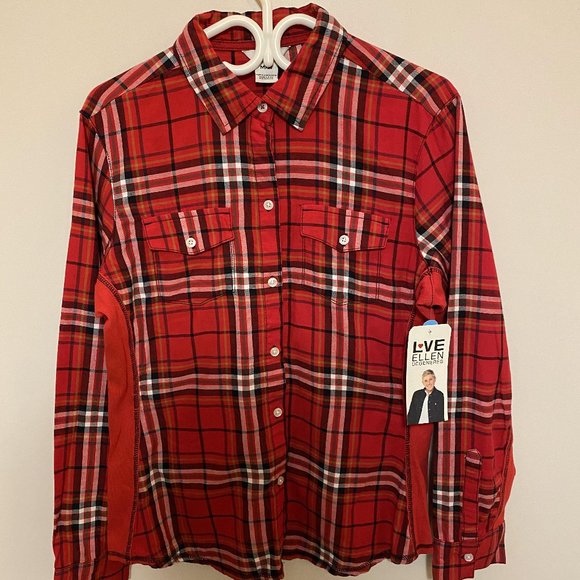 Love Ellen Women's Plaid Button-Down Shirt - Picture 1 of 4